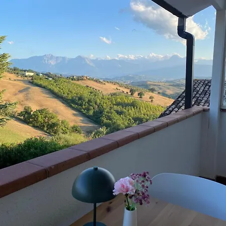 Casa Amrita Nocleg ze śniadaniem 3*