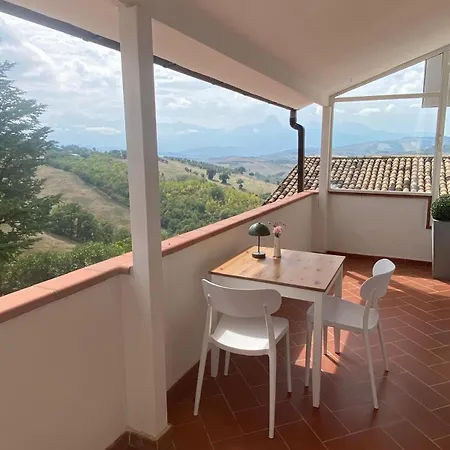 Casa Amrita Nocleg ze śniadaniem 3*